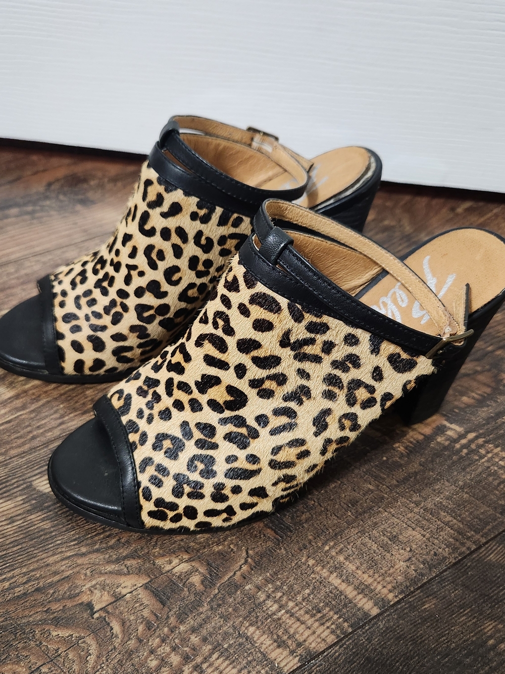 Rebels Leopard Print Open-Toe Mule Sandals - Black & Tan, 8.5